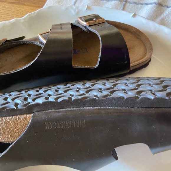 Sandals_&_Flip_Flops
